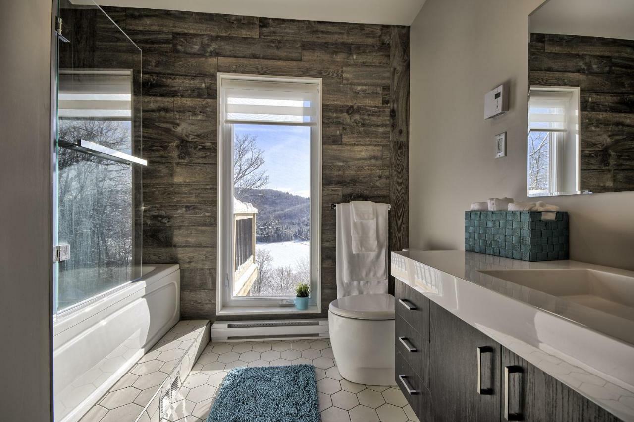 Modern Chalet With Mountain And Lake View By Reserver.Ca Sainte-Adèle Buitenkant foto